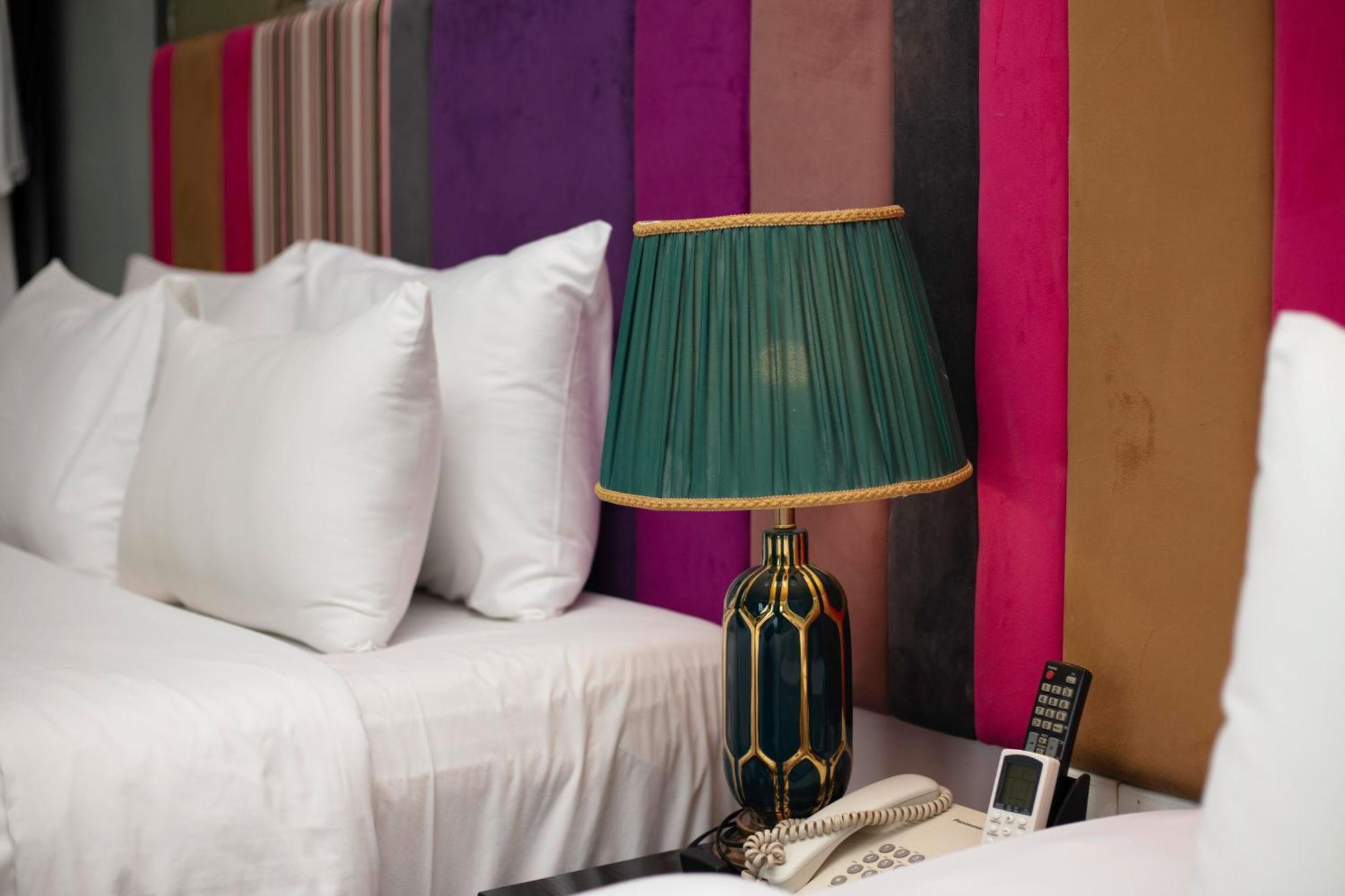 Madelise Amica Hotel And Travel Ханой Стая снимка