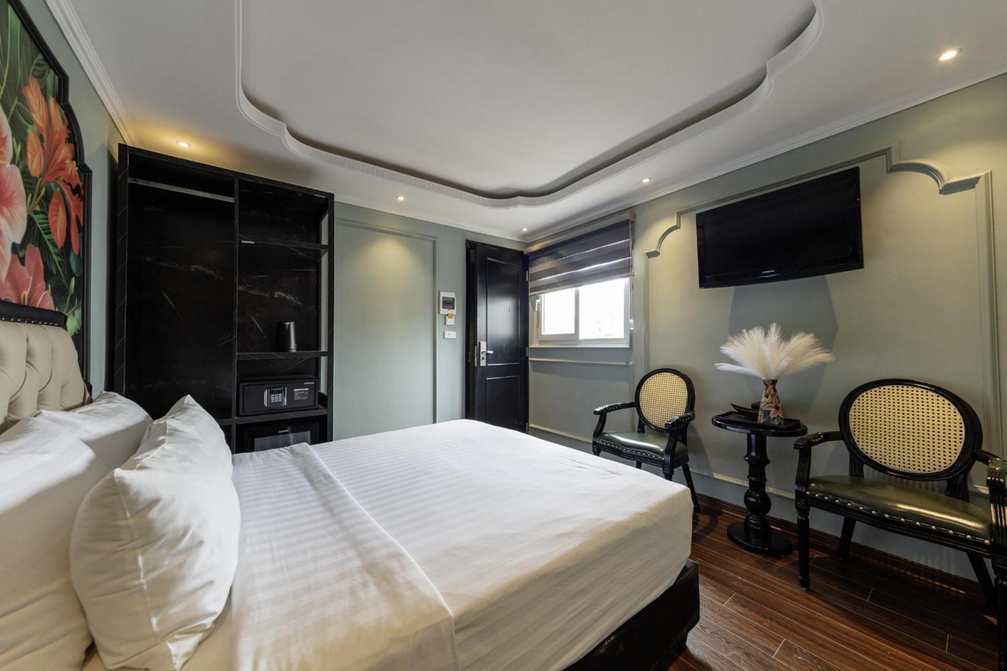 Madelise Amica Hotel And Travel Ханой Екстериор снимка