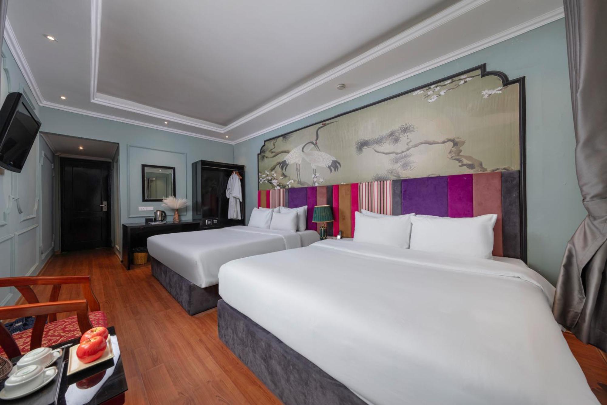 Madelise Amica Hotel And Travel Ханой Екстериор снимка